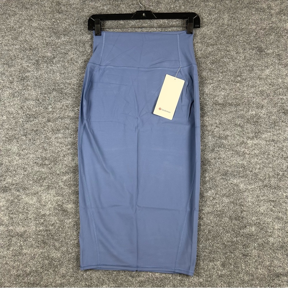 Lululemon NWT 6 Nulu Slim-Fit High Rise Midi Skirt Periwinkle Blue